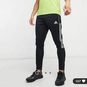 NWT: Adidas size Medium men’s training tiro pants in black with side stripe